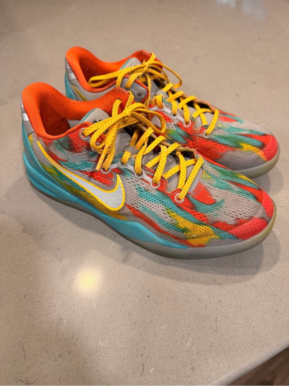 Nike Kobe 8 Protro Venice Beach basketball youth sz 5.5